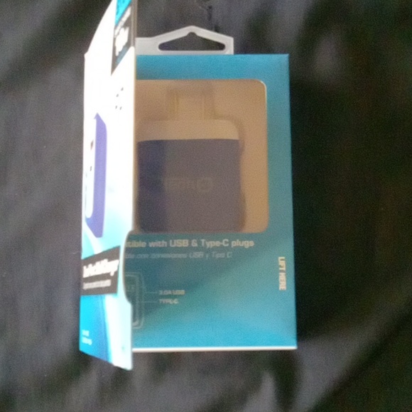 TECH361 dual-port wall charger.NWT.in sealed box!USB/Type C.BLUE smart charger. - Picture 8 of 11